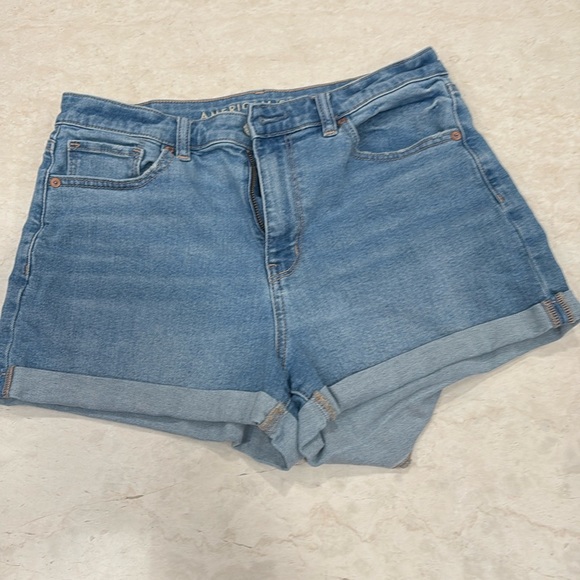 American Eagle Mom Short size 10 - Picture 1 of 6
